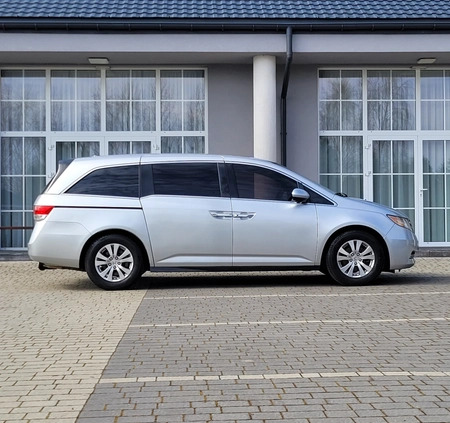 Honda Odyssey cena 81900 przebieg: 147000, rok produkcji 2014 z Kraków małe 436